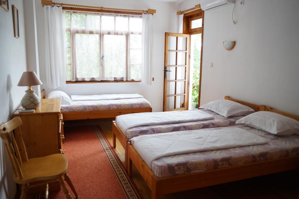 Guest House Barbov Obzor Esterno foto