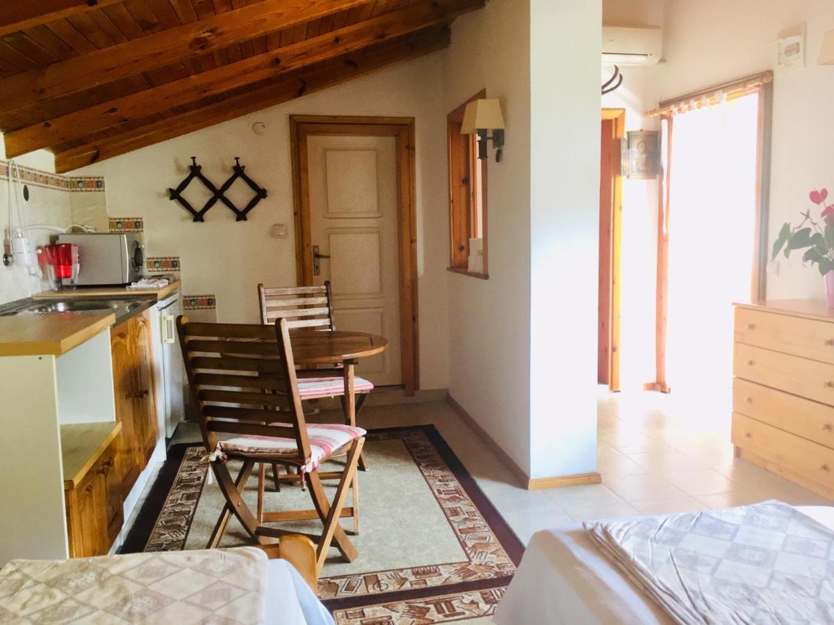Guest House Barbov Obzor Esterno foto
